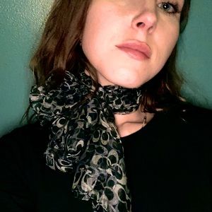 💥💥Beautiful COACH neck scarf💥💥